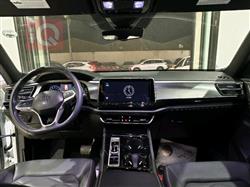 ڤۆڵکسواگن ئەتڵەس کرۆس سپۆرت